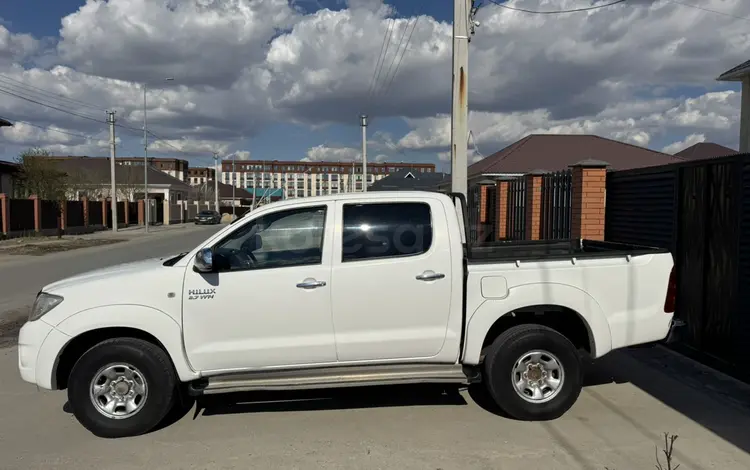 Toyota Hilux 2011 года за 7 499 999 тг. в Атырау