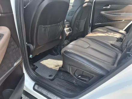 Hyundai Santa Fe 2021 года за 14 000 000 тг. в Семей – фото 7