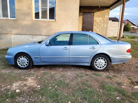 Mercedes-Benz E 280 2000 года за 5 100 000 тг. в Есик – фото 7