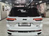 Jeep Grand Cherokee 2022 года за 29 900 000 тг. в Астана – фото 3