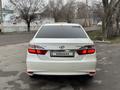 Toyota Camry 2015 года за 9 600 000 тг. в Алматы – фото 11