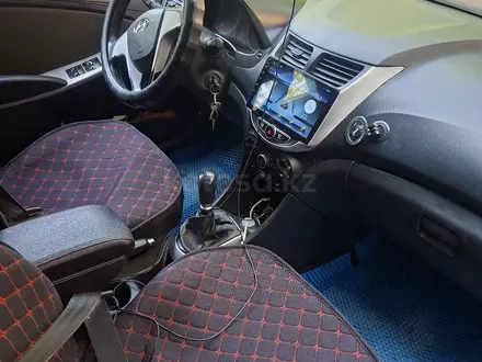 Hyundai Accent 2014 года за 3 500 000 тг. в Караганда – фото 11