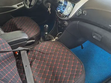 Hyundai Accent 2014 года за 3 500 000 тг. в Караганда – фото 9