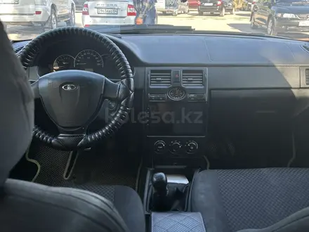 ВАЗ (Lada) Priora 2172 2013 года за 2 100 000 тг. в Актобе – фото 5