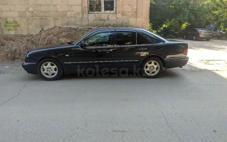 Mercedes-Benz E 280 1998 года за 2 900 000 тг. в Тараз