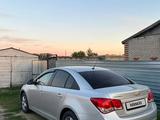 Chevrolet Cruze 2013 года за 5 500 000 тг. в Костанай – фото 2