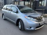 Toyota Sienna 2014 года за 13 300 000 тг. в Алматы