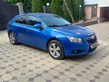 Chevrolet Cruze 2012 года за 3 300 000 тг. в Ават (Енбекшиказахский р-н) – фото 2