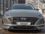 Hyundai Sonata 2022 года за 13 800 000 тг. в Алматы – фото 2