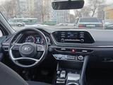 Hyundai Sonata 2021 года за 12 100 000 тг. в Алматы