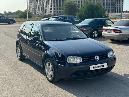 Volkswagen Golf 1999 года за 2 500 000 тг. в Алматы