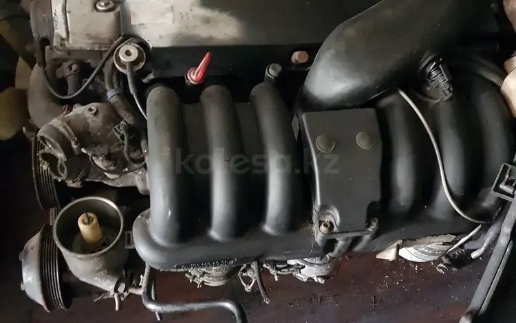 Двигатель на Mercedes Benz C 2.8, коробка механика. за 100 тг. в Алматы