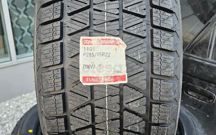 Bridgestone 285/45/22for900 000 тг. в Астана