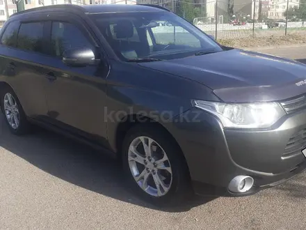 Mitsubishi Outlander 2013 года за 5 900 000 тг. в Алматы – фото 2