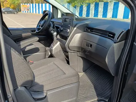 Hyundai Staria 2022 года за 17 500 000 тг. в Алматы – фото 8