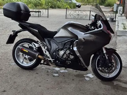 Honda  VFR 1200 2014 года за 5 500 000 тг. в Астана – фото 36