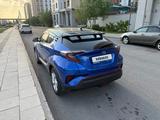 Toyota C-HR 2018 года за 9 800 000 тг. в Астана – фото 3