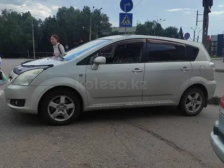 Toyota Corolla Verso 2008 года за 6 800 000 тг. в Усть-Каменогорск – фото 2