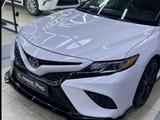 Сплиттер переднего бампера (губа) на Toyota Camry за 35 000 тг. в Алматы – фото 2