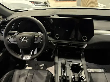 Lexus RX 500h F Sport Performance+ 2025 года за 55 490 000 тг. в Атырау – фото 9