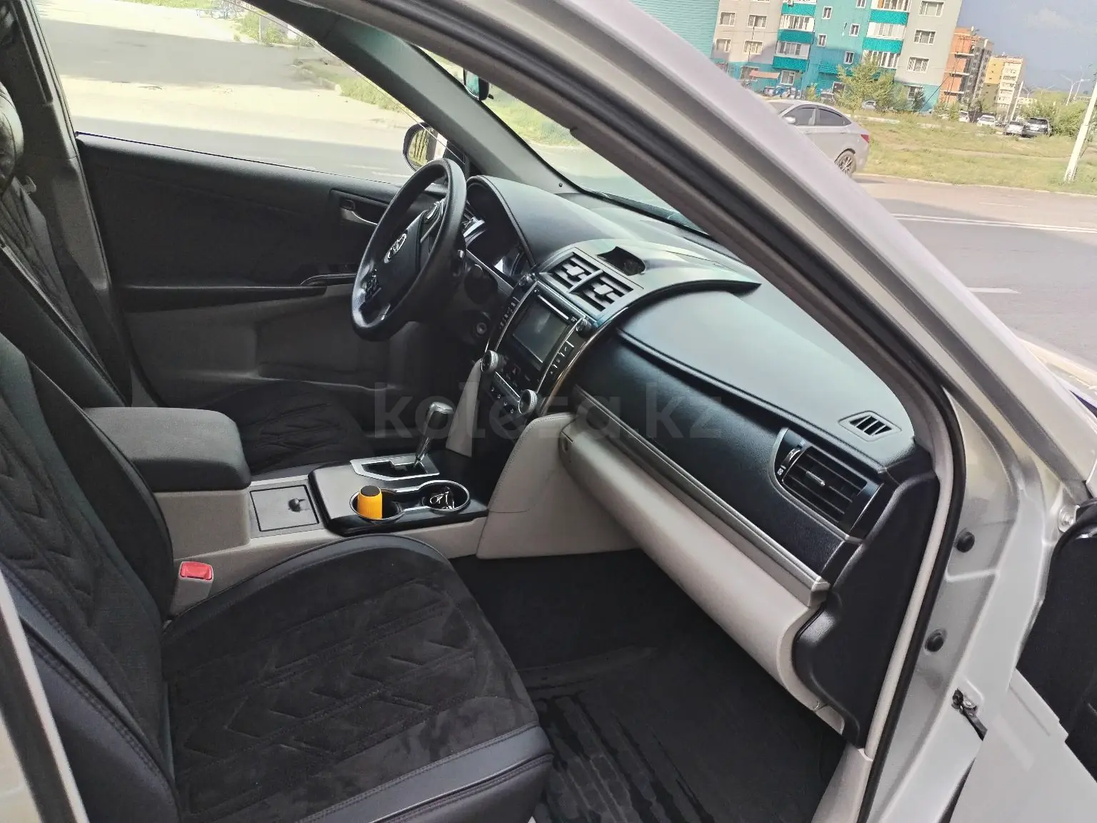 Toyota Camry, 2012