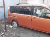 Nissan Serena 2005 годаүшін400 000 тг. в Алматы – фото 2