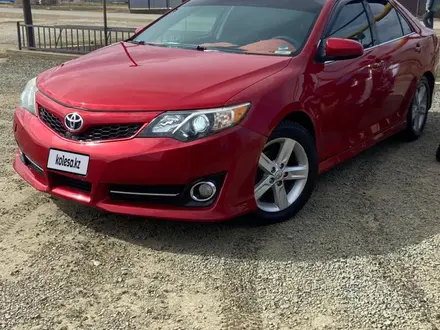 Toyota Camry 2014 года за 4 800 000 тг. в Актобе – фото 3