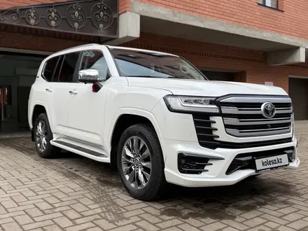 Toyota Land Cruiser 2022 года за 46 000 000 тг. в Уральск – фото 4
