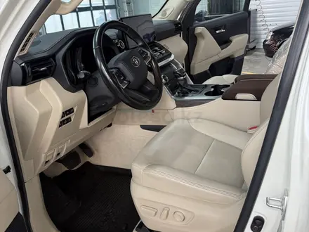Toyota Land Cruiser 2022 года за 46 000 000 тг. в Уральск – фото 16