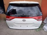 Крышка багажника Toyota Estima за 90 000 тг. в Астана