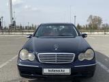 Mercedes-Benz C 320 2000 года за 3 200 000 тг. в Тараз – фото 2