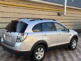 Chevrolet Captiva 2013 года за 6 200 000 тг. в Туркестан – фото 2