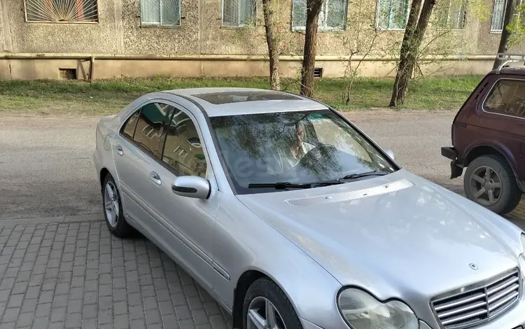 Mercedes-Benz C 200 2001 года за 3 100 000 тг. в Уральск