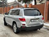 Toyota Highlander 2013 годаfor11 800 000 тг. в Алматы – фото 2