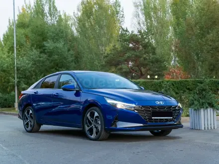 Hyundai Elantra 2022 года за 11 500 000 тг. в Астана