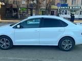 Volkswagen Polo 2014 годаүшін4 700 000 тг. в Актобе – фото 2