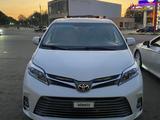 Toyota Sienna 2017 года за 14 500 000 тг. в Шымкент