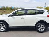 Toyota RAV4 2014 годаүшін9 700 000 тг. в Астана