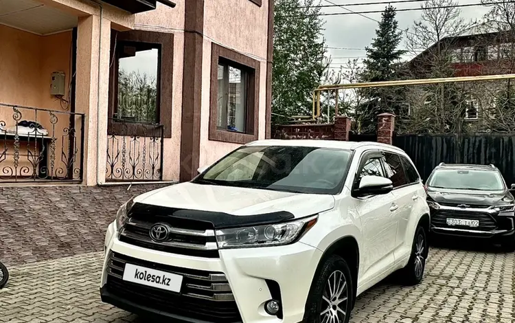 Toyota Highlander 2019 года за 20 800 000 тг. в Алматы