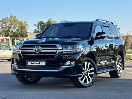 Toyota Land Cruiser 2019 года за 38 000 000 тг. в Астана – фото 2