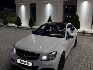 Mercedes-Benz C-Class, 2013