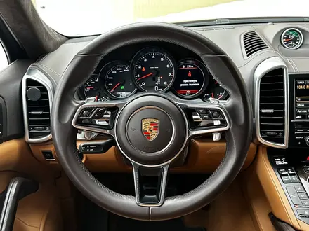 Porsche Cayenne 2015 года за 19 990 000 тг. в Караганда – фото 5