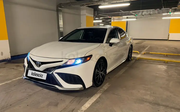 Toyota Camry 2021 годаүшін12 500 000 тг. в Алматы