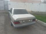 Mercedes-Benz E 260 1990 года за 1 300 000 тг. в Тараз – фото 3