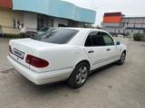 Mercedes-Benz E 230 1996 годаүшін2 100 000 тг. в Алматы – фото 5