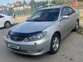 Toyota Camry 2004 года за 5 600 000 тг. в Туркестан – фото 2