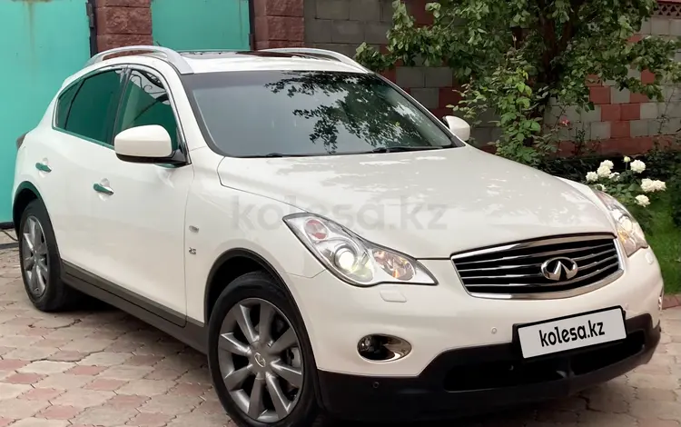 Infiniti QX50 2015 годаүшін10 200 000 тг. в Алматы