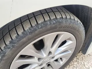Toyota Vellfire, 2011