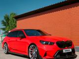 BMW M5 2025 года за 95 000 000 тг. в Алматы – фото 2