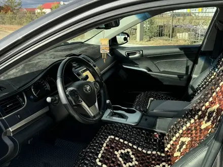 Toyota Camry 2014 года за 7 200 000 тг. в Уральск – фото 9